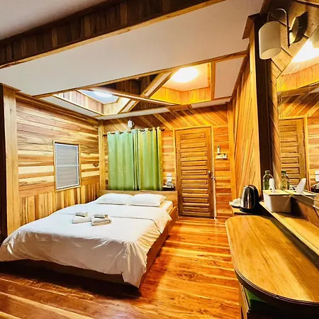 Magmai Hotel And Resort Tak Exterior photo